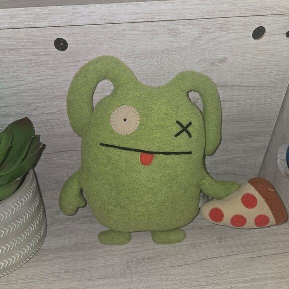 UGLYDOLL 9" Ugly Doll 2013 OX PIZZA Slice Green Retired - Picture 5 of 12